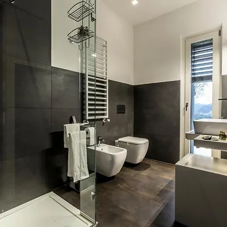 וילה Col D'erba Iii Sleeps 6 With Pool And Air Con *