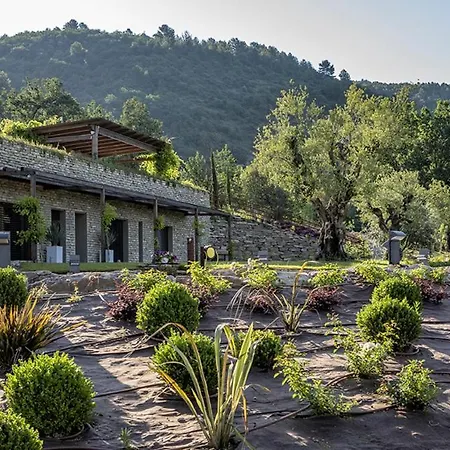 Col D'erba Iii Sleeps 6 With Pool And Air Con וילה אסיסי